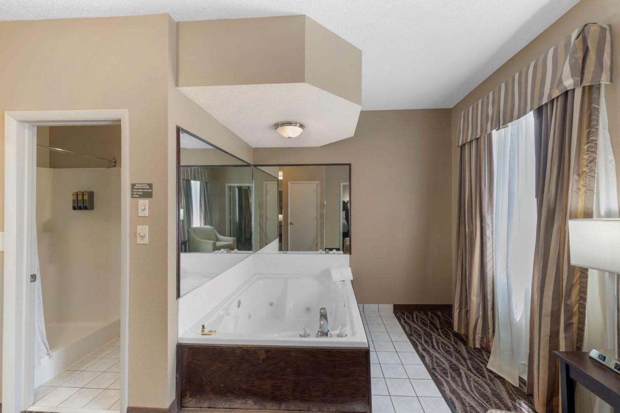 Best Western Plus Russellville Hotel & Suites Exterior foto