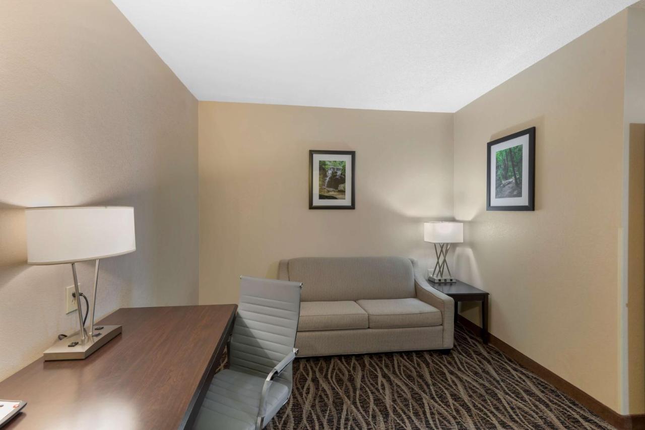 Best Western Plus Russellville Hotel & Suites Exterior foto