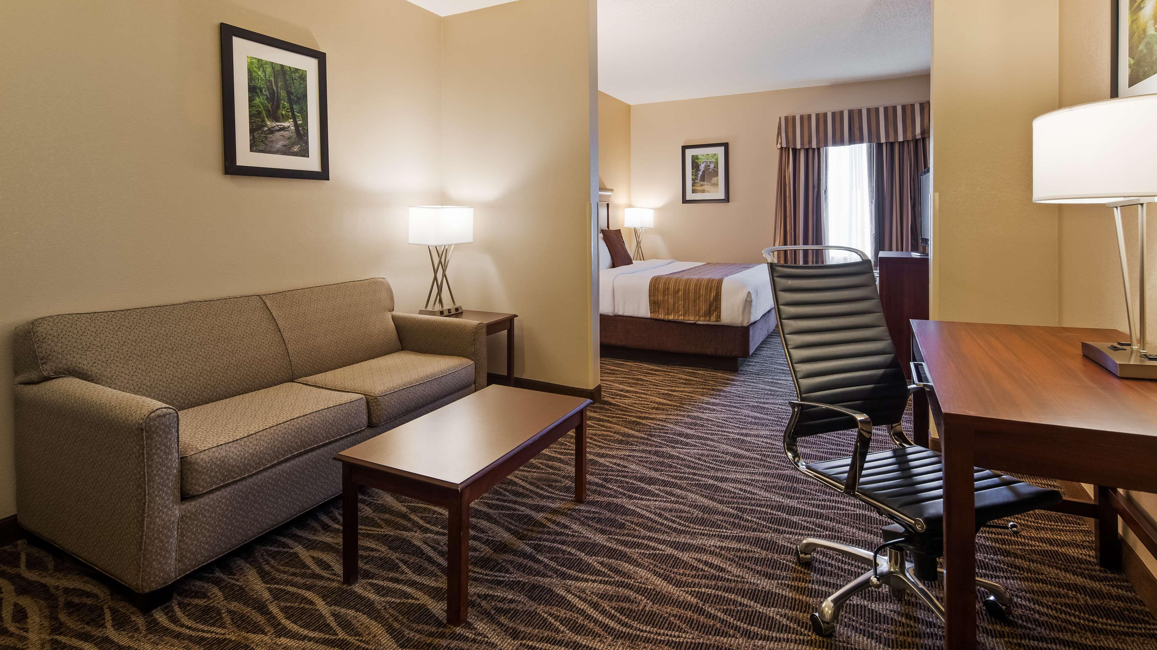 Best Western Plus Russellville Hotel & Suites Exterior foto